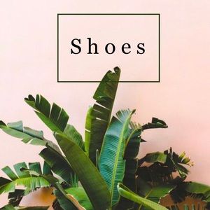 S h o e s
